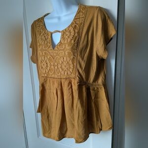 Rewind Lace Peplum Top